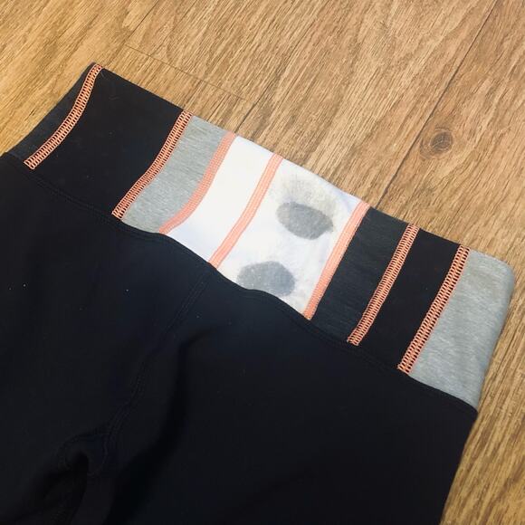 Lululemon Black Pink Stripe Polka Dot Wunder Under Crop Capri Leggings - Picture 11 of 13